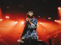 Isyana Sarasvati Jadi Tamu Spesial di Konser Avenged Sevenfold, Ada St Loco Juga!