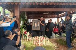 Rano Karno: Guruh Sukarnoputra Tak Hidup di Bawah Kebesaran Nama Orang Tua, tapi Ciptakan Jalan Sendiri Lewat Kebudayaan