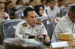 Kalapas Perintahkan Anak Buah Pindahkan Barang dari Kluster Mewah Lapas Cibinong