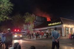 Kebakaran Hamzah Batik Malioboro di Yogyakarta, Api Membesar dari Lantai Atas