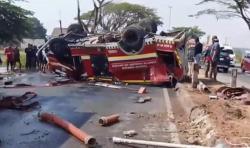 Kecelakaan Mobil Damkar Terguling di Pangkep, 2 Petugas Tewas 5 Luka-Luka