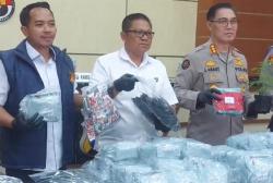 Ditresnarkoba Polda Jatim Sita 43 Kg Sabu dan Ribuan Vape Narkoba Etomidate