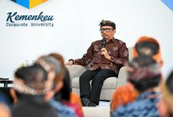 Pemerintah Siapkan Rp37 Triliun untuk Bayar Cicilan Kopdes Merah Putih, Pencairan Tunggu Audit BPK