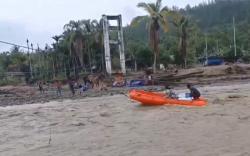 Trauma Banjir Bandang, Warga Aceh Tengah Mengungsi usai Sungai Meluap