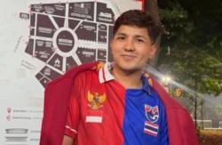 Dilema Bela Indonesia atau Thailand, Jirayut Bikin Salfok Pakai Jersey Belah Dua