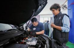 Chery Uji Keahlian Teknisi di Indonesia Tangani Mobil ICE hingga EV