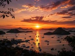 Tak Cuma Bali, Kemenpar Ajak Turis Asing Jelajahi Danau Toba hingga Labuan Bajo