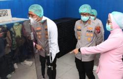 Tinjau Uji Coba MBG Prasmanan, Kapolres Malang Pastikan Makanan Siswa Aman