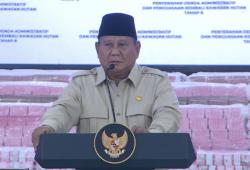 Prabowo Pastikan Uang Negara Tersedia untuk Naikkan Gaji Guru hingga Hakim