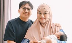 Ate Komika Umumkan Kelahiran Anak Pertama, Dikasih Nama Ini