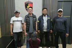 Kakek di Jakut Tabrakkan Diri ke Mobil buat Minta Uang, Akhirnya Ditangkap Polisi