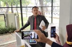 Ahmad Khozinudin Ngamuk di DPR saat Sampaikan Desakan Pemakzulan Gibran: Rakyat Mau Masuk