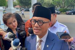Houthi Serang Riyadh, Wamenhaj Dahnil: Belum Ada Larangan Perjalanan ke Arab Saudi