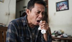 Dahak Terasa Nyangkut di Tenggorokan? Coba Trik Pernapasan Ini