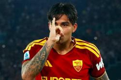 Hasil Liga Italia: Bungkam Genoa, AS Roma Tempel Inter Milan di Puncak