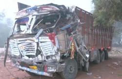 Horor! Truk Ngebut Seruduk Peziarah Hindu, 13 Orang Tewas