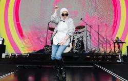 Harga Tiket Konser Syahrini Bikin Melongo, Termahal Rp35 Juta!