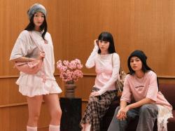 Cute! Bunga Sakura Jadi Inspirasi Gaya Fashion Bernuansa Pastel