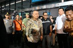 Menhub Minta Publik Tak Berspekulasi soal Kebakaran KMP Batumandi, KNKT Turun Tangan