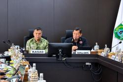 Kebakaran di 5 Gunung Jatim, BNPB Kerahkan Helikopter Water Bombing dan Pesawat OMC