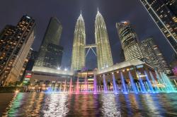 Liburan Akhir Tahun Penuh Keseruan: Merasakan Pesona Malaysia, Singapura dan Thailand