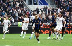 Inter Milan Comeback Dramatis! Gol Penalti Piotr Zielinski Menit 90+8 Bungkam Fiorentina