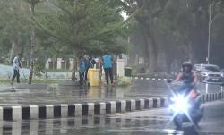 2 Jam Diguyur Hujan, Kabut Asap Karhutla di Palangka Raya Mulai Lenyap