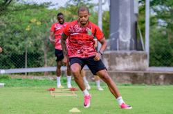 Alex Martins Akui Ada Masalah di Persebaya, Madura United Jadi Ujian Berat!