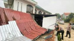 522 Rumah Rusak Diterjang Puting Beliung dan Longsor di Bandung Barat