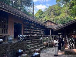 Rumah Keramik Doy Din Dang Pottery Chiang Rai, Destinasi Gen Z Estetik di Thailand!