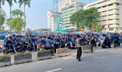Ribuan Mahasiswa Trisakti Gelar Aksi di Kawasan Monas, Bawa 3 Tuntutan