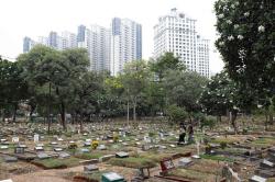 Lahan Permakaman Jakarta Makin Terbatas, Pramono Siapkan TPU Baru