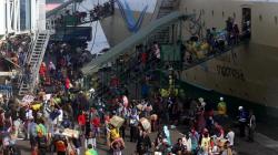 Ribuan Pemudik dari Balikpapan Tiba di Pelabuhan Tanjung Perak Surabaya