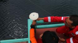Tim SAR Gabungan Pasang Pendeteksi Kedalaman dan Kontur Danau Toba