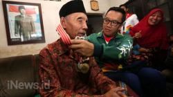Menpora Kunjungi Mantan Altet Tunanetra di Surabaya