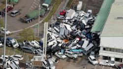 Jepang Dihantam Angin Topan Terkuat, Ribuan Kendaraan Rusak Parah