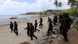 Personel Black Panther Polres Gresik Amankan Wonderful Sail to Indonesia