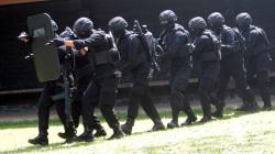  Aksi Pasukan Perlawanan Teror Polda Jatim Latihan Perang Kota