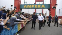 Presiden Jokowi Ajak Milenial Tidak Main HP saat Berkendara
