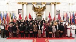 Peringati Hari Lahir Pancasila, Jokowi bersama Tokoh Nasional Pakai Baju Adat