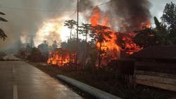 Keributan Antarpemuda di Buton, 87 Rumah Hangus Dibakar