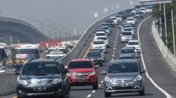 Tingkatkan Keamanan Tol Layang Jakarta-Cikampek, Jasa Marga Bangun Tangga Darurat