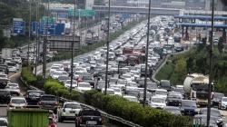 Potret Kemacetan Tol Jagorawi Jelang Malam Tahun Baru 2020