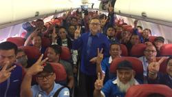 Zulkifli Hasan Sewa Pesawat Kawal 392 Voters Menuju Kongres PAN ke-V