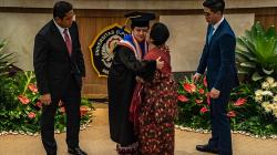 Puan Maharani Terima Gelar Doktor Kehormatan dari Universitas Diponegoro