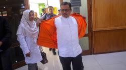 Sidang Perdana, Bupati Indramayu Nonaktif Didakwa Terima Suap Rp3,9 Miliar