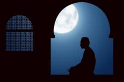 Tata Cara Sholat Rebo Wekasan 2026, Perhatikan Niat dan Hukumnya