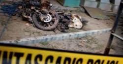 Terobos Lampu Merah di Pantura Kendal, Pengendara Motor Tewas Tertabrak Truk Trailer