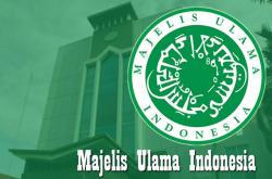 Pesan MUI Terkait Perayaan Hari Kemerdekaan, Haram Hukumnya Laki-laki Berpenampilan Perempuan