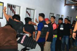 Lapas Banyuwangi Razia Malam Hari, Petugas Fokus Cegah Narkoba dan Ponsel Masuk